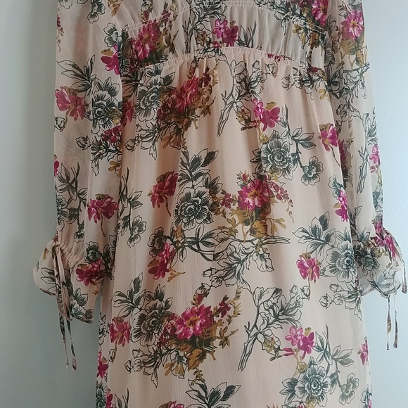 Brand New. Express Dress - Picture 3 of 10